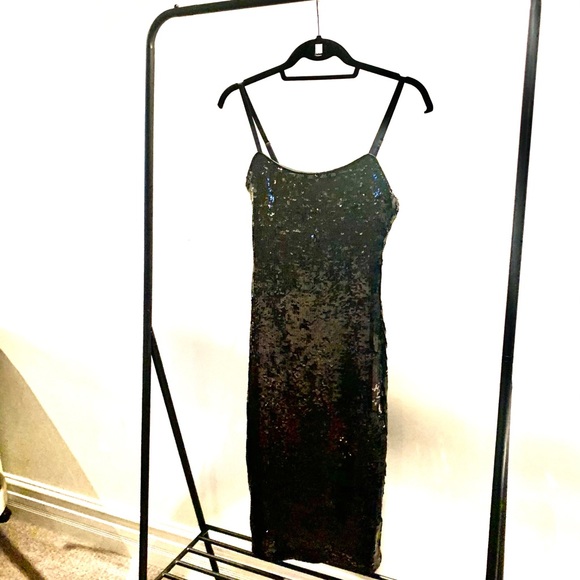 Good American  sequin body dress - Picture 3 of 3
